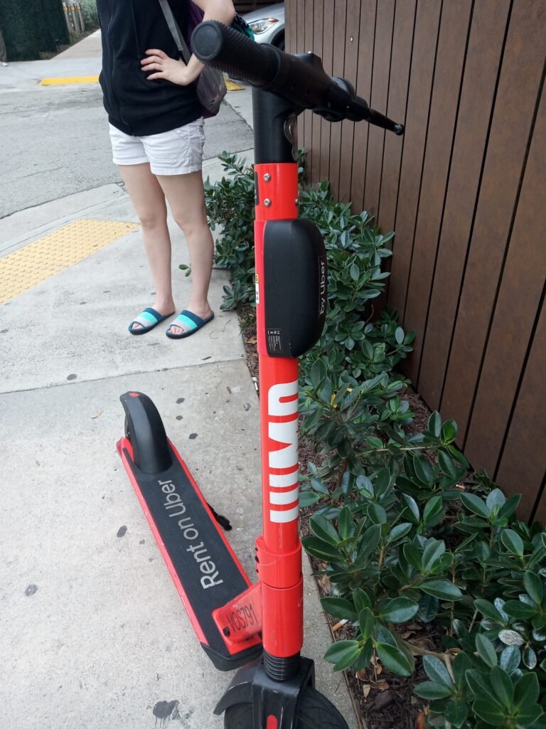 A Complete Guide on How to Rent an Electric Scooter
