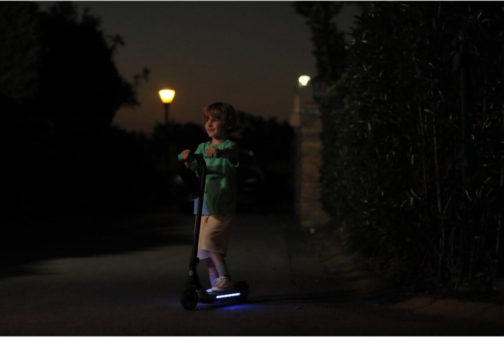 Segway Ninebot eKickScooter ZING A6 Electric Kick Scooter for Kids, Teens, Boys and Girls, Lightweight and Foldable, Green